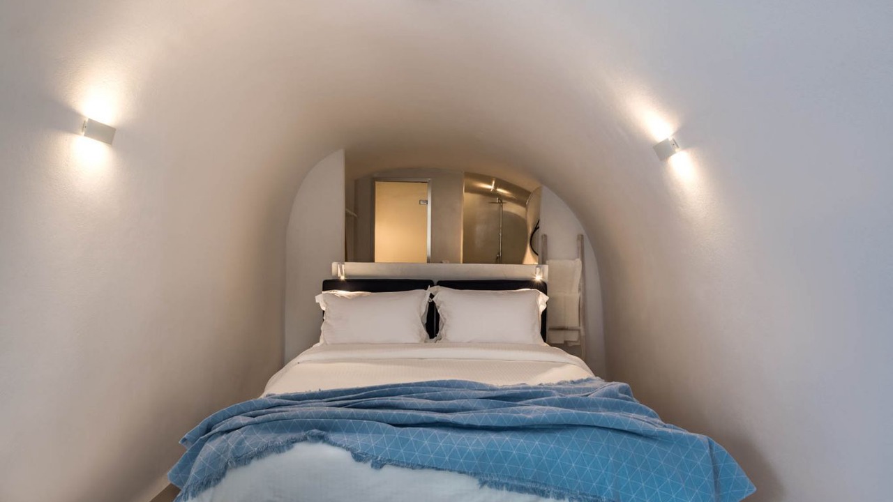 Photo of Bedroom in Fira