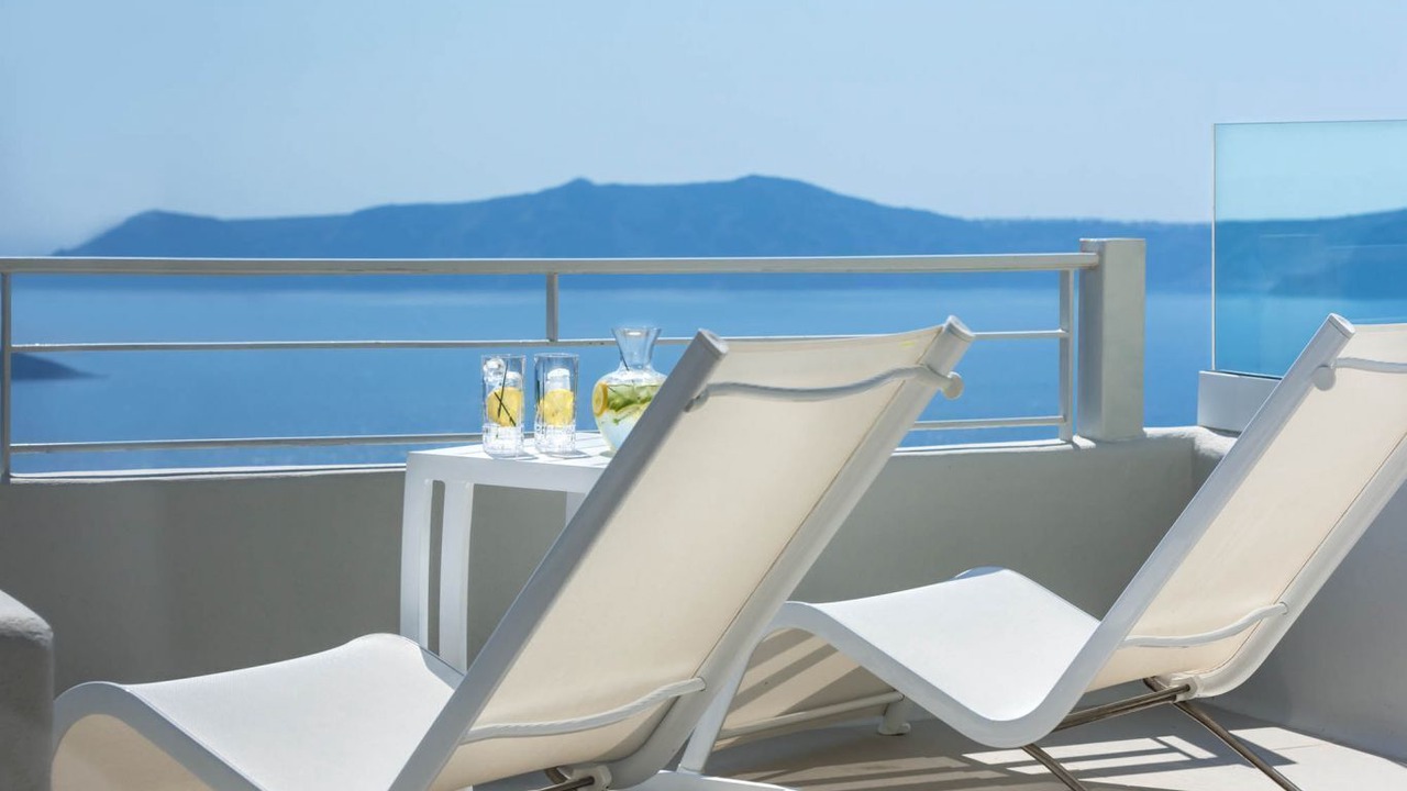 Photo of Outdoor in Fira