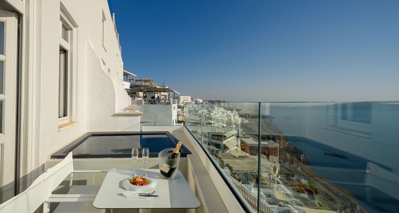 Photo of Outdoor in Fira