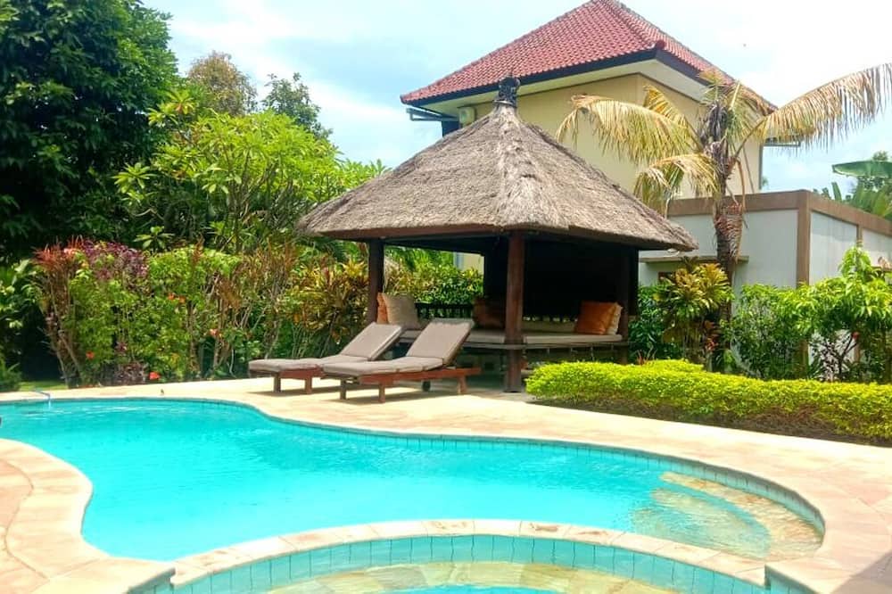 Photo of Outdoor in Dencarik