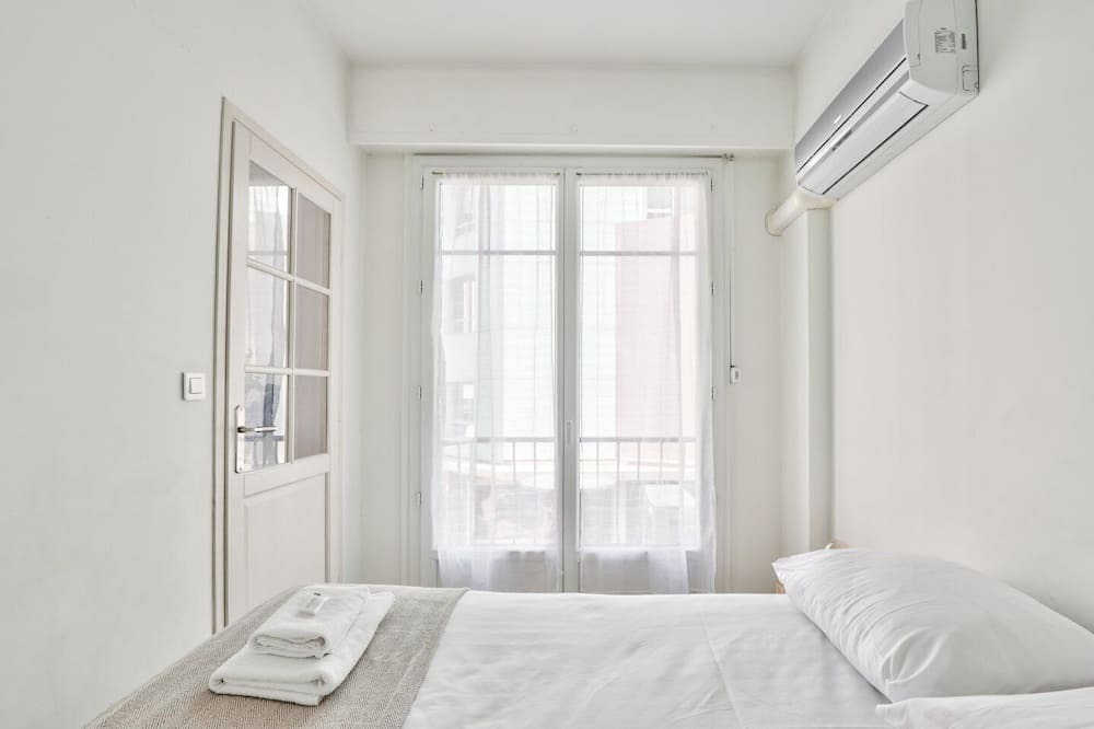 Photo of Bedroom in La Madeleine
