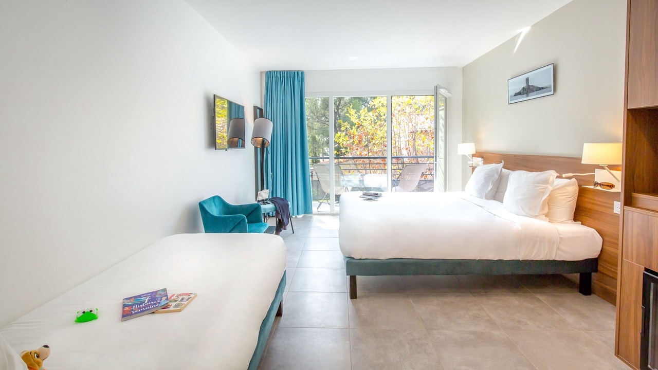 Photo of Bedroom in Boulouris-sur-Mer