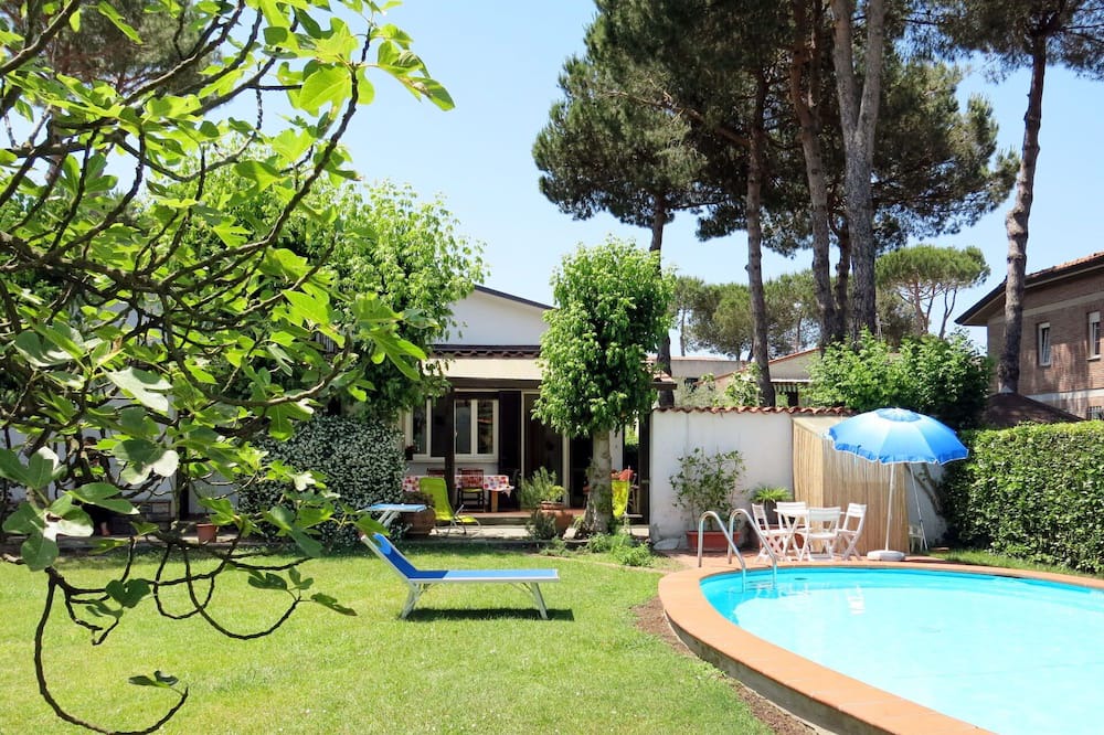Photo of Outdoor in Torre del Lago Puccini