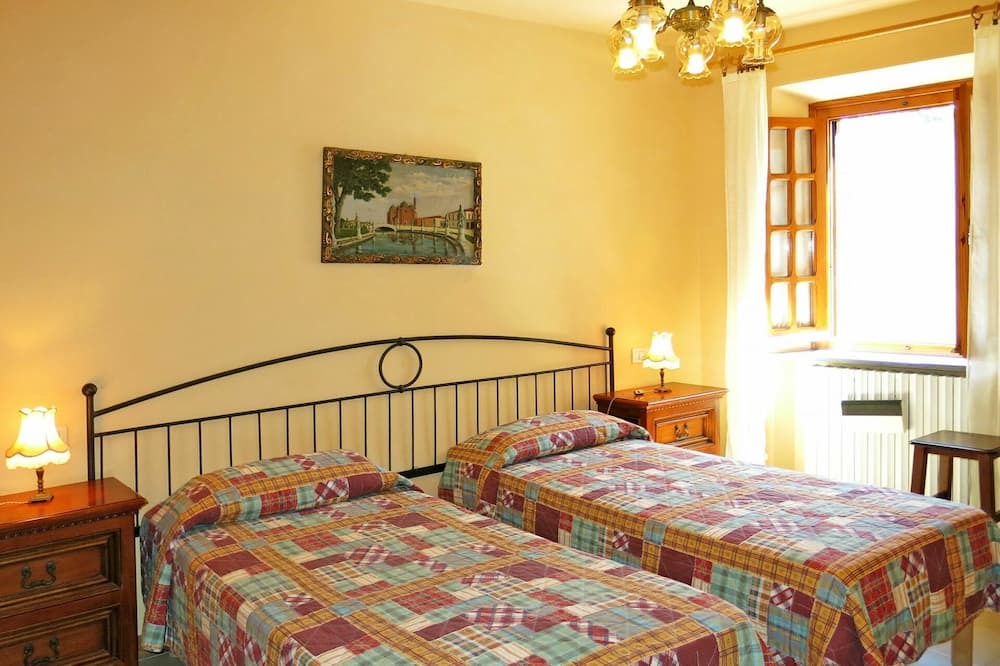 Photo of Bedroom in Orciatico