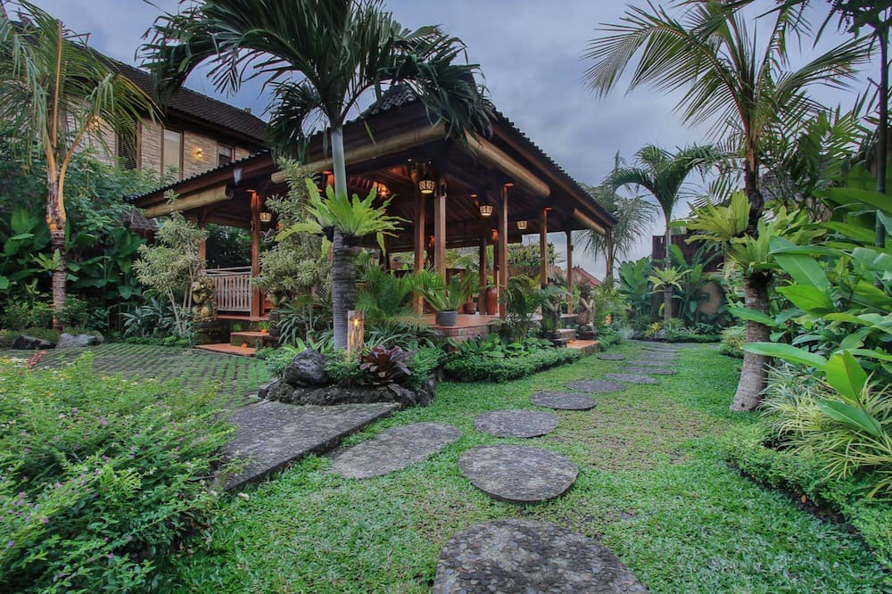 Photo of Outdoor in Sayan