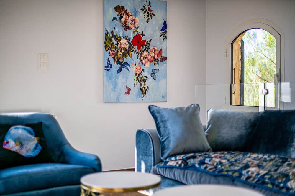 Photo of Livingroom in Mont Boron