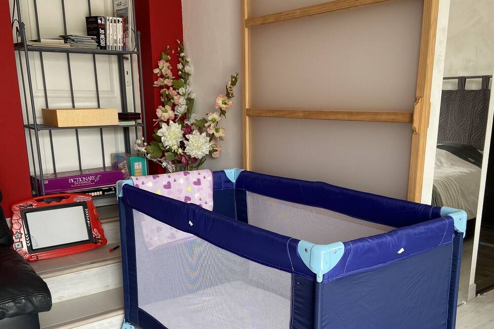 Photo of Bedroom in Roquefort-les-Pins
