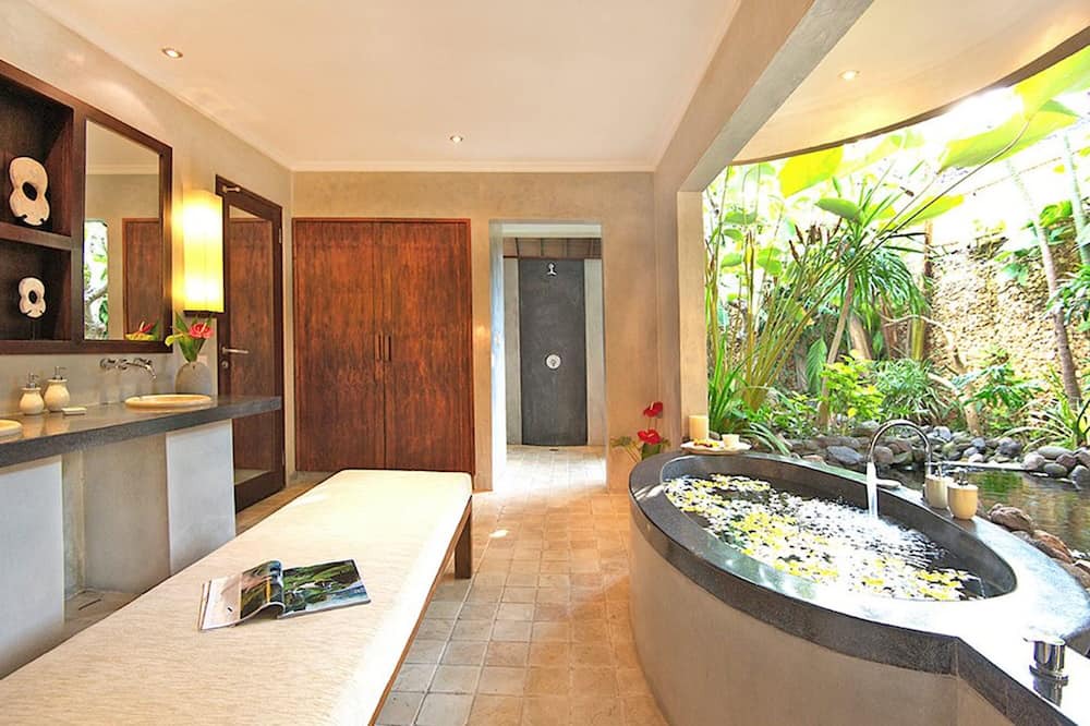 Photo of Bathroom in Nakula