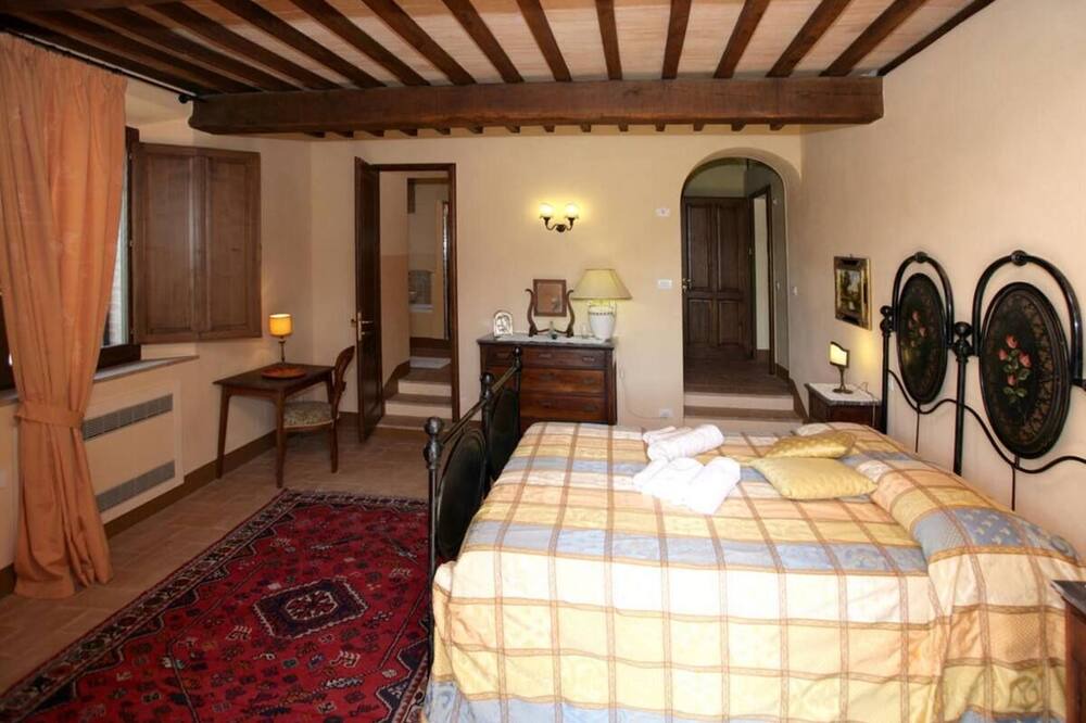 Photo of Bedroom in Pienza