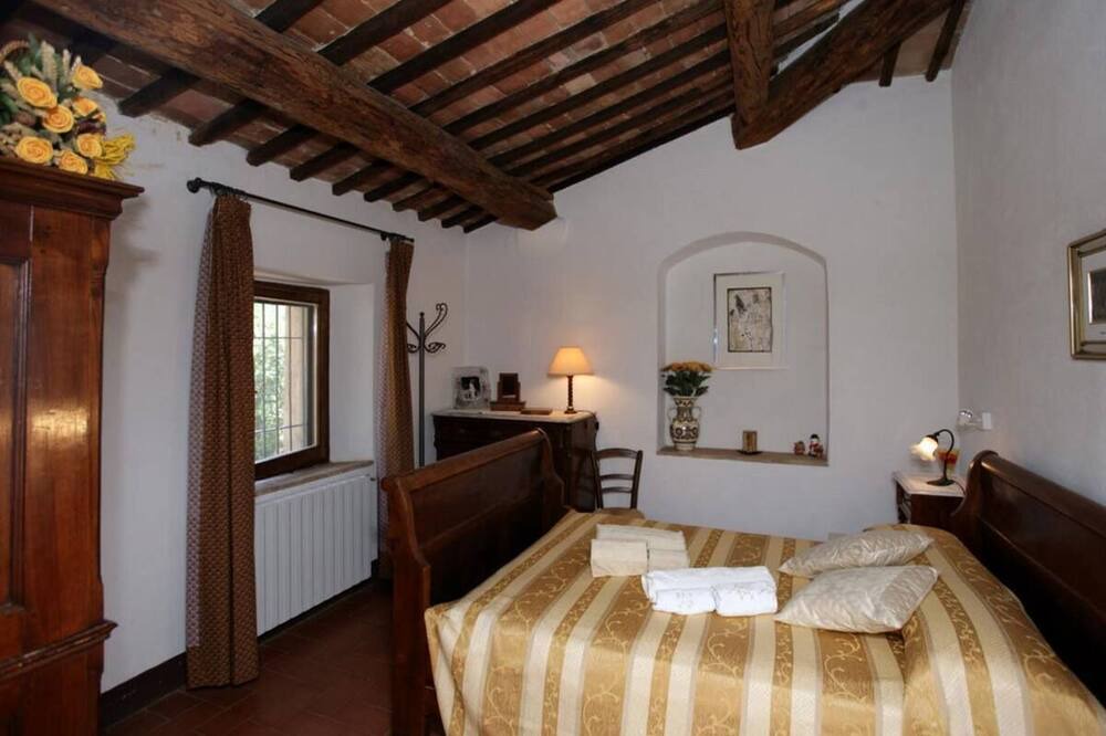 Photo of Bedroom in Pienza