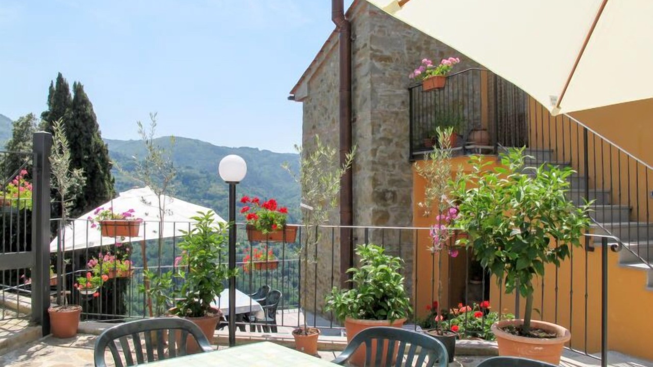 Photo of Outdoor in Aramo