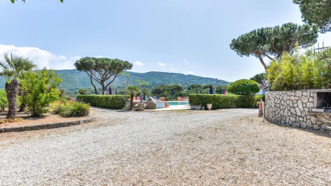 Photo of Outdoor in Naregno