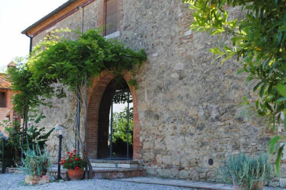 Photo of Outdoor in Asciano