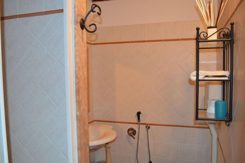 Photo of Bathroom in Asciano
