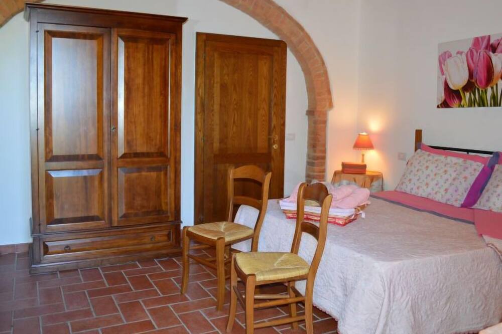 Photo of Bedroom in Asciano