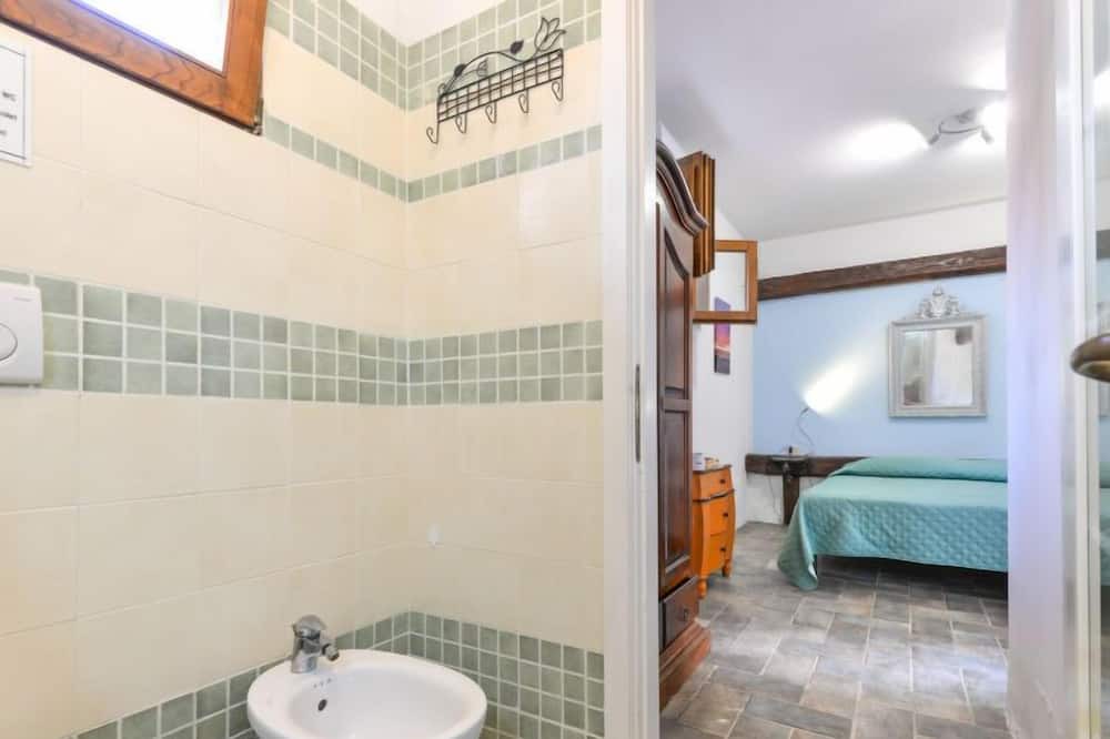 Photo of Bathroom in Naregno