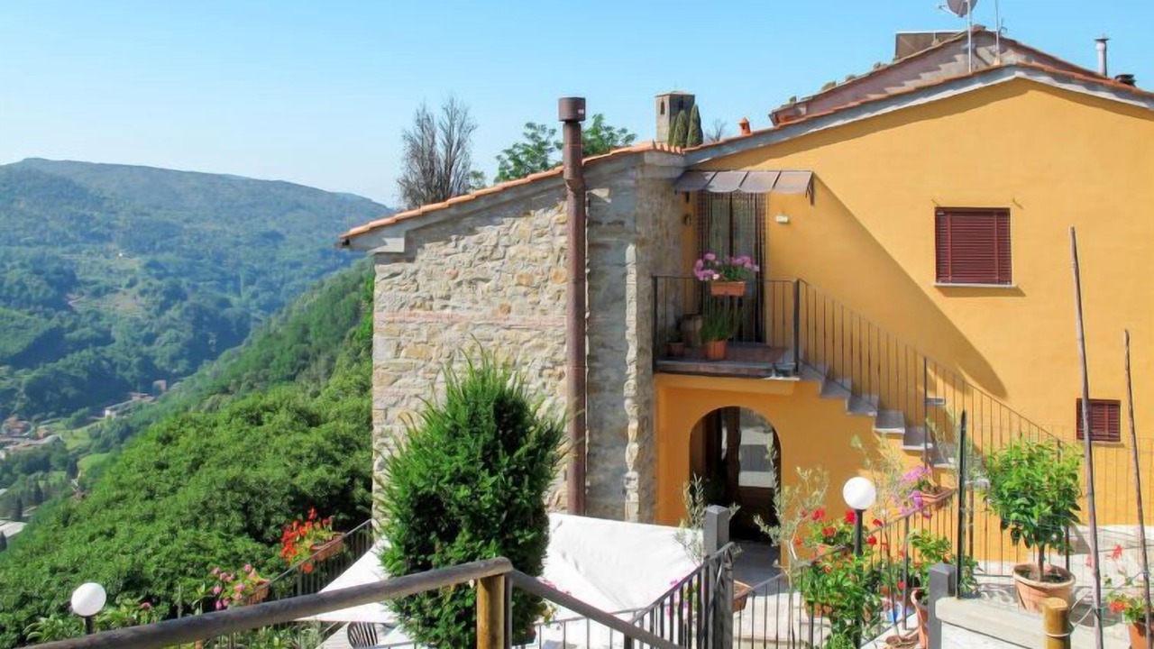 Photo of Outdoor in Aramo