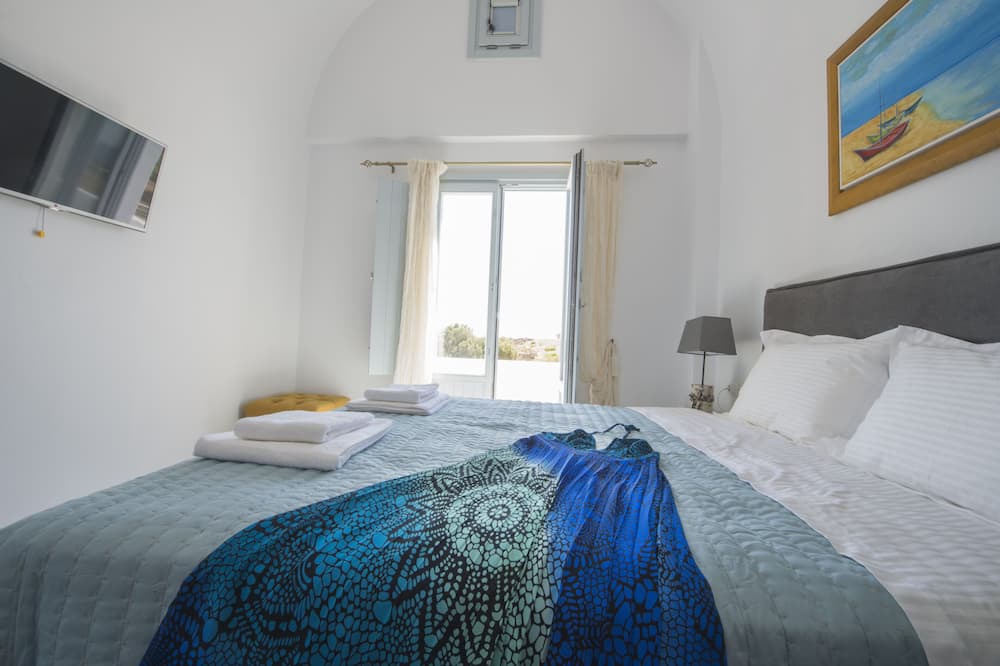Photo of Bedroom in Karterados