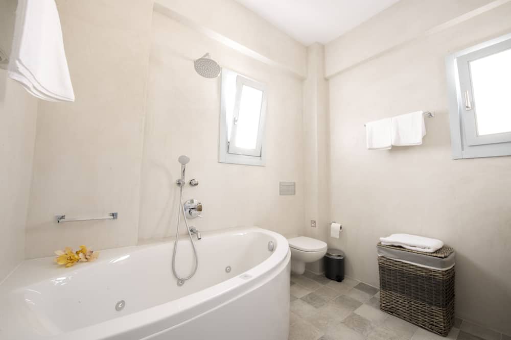 Photo of Bathroom in Karterados