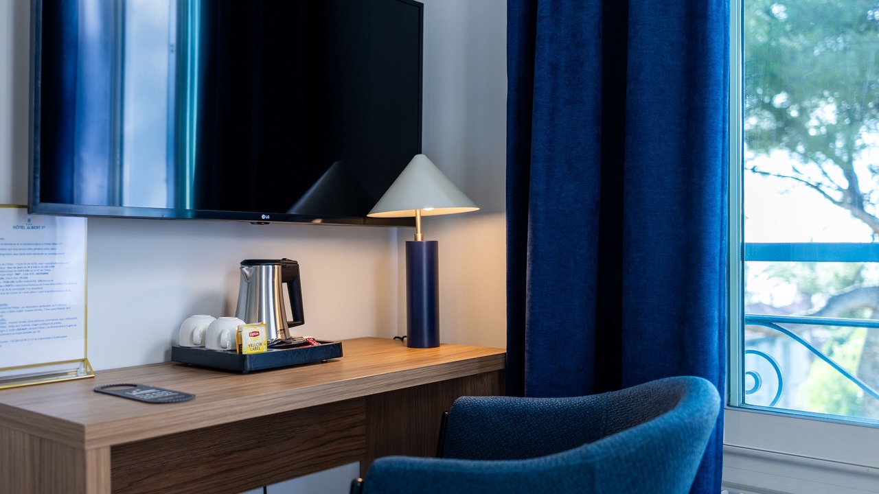 Photo of Bedroom in Riou - Petit Juas - Av de Grasse