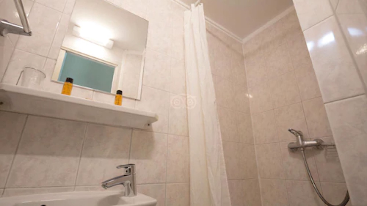 Photo of Bathroom in Les Baumettes