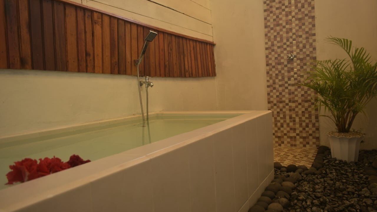 Photo of Bathroom in South Krui