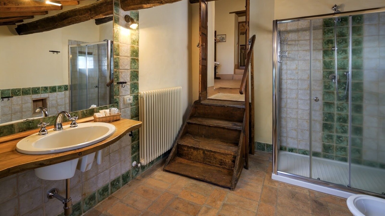 Photo of Bathroom in Buonconvento