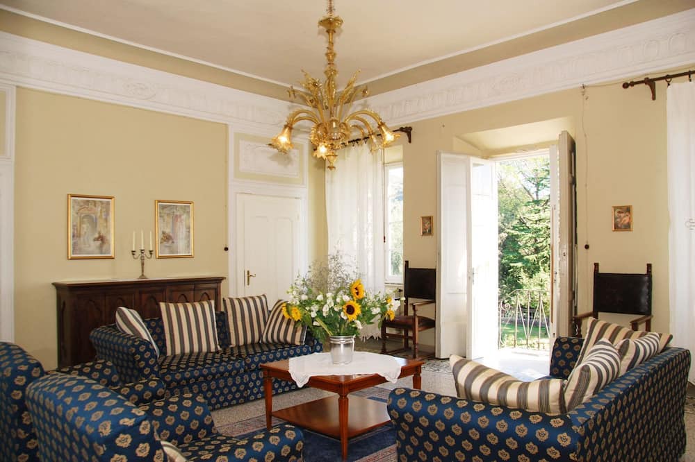 Photo of Bedroom in Capannori