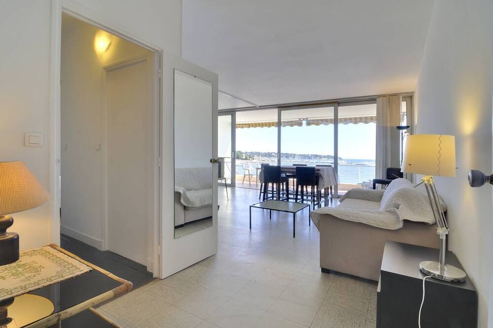 Photo of Others in Juan-les-Pins