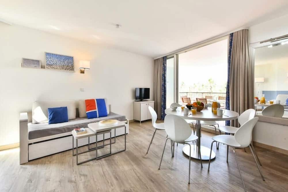 Photo of Livingroom in Antibes City Centre