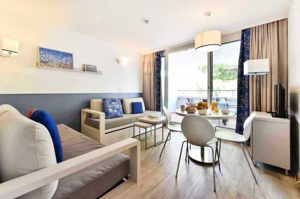 Photo of Livingroom in Antibes City Centre