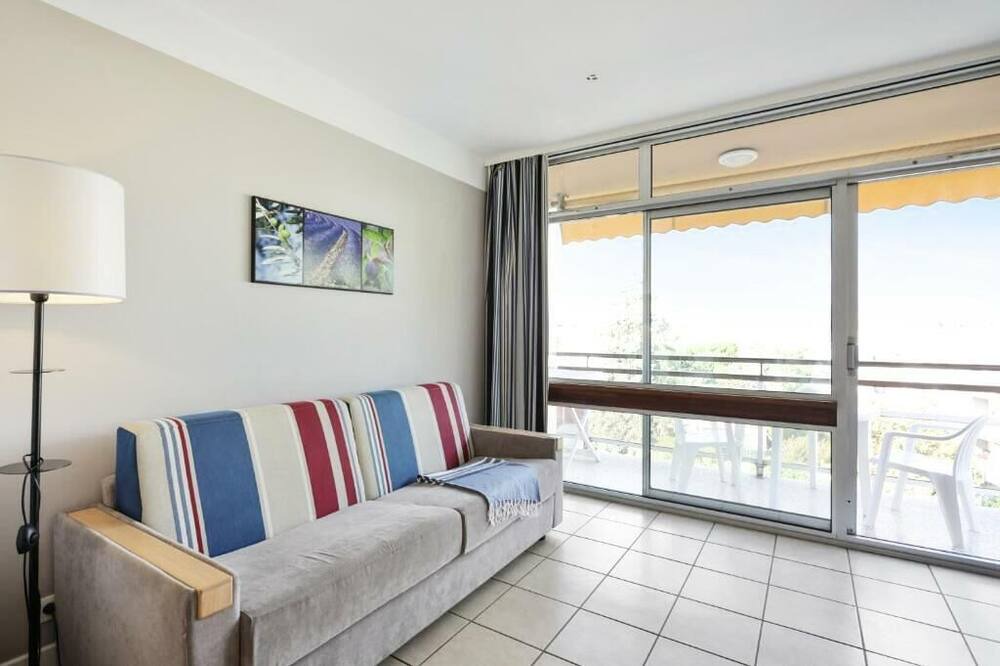 Photo of Livingroom in Saint-Laurent-du-Var