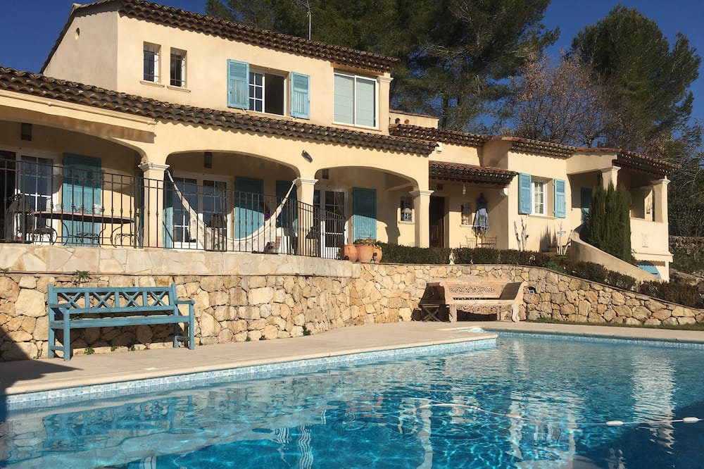 Photo of Outdoor in Le Rouret