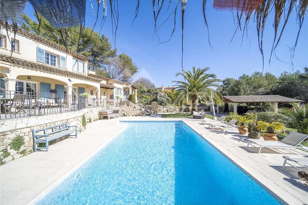 Photo of Outdoor in Le Rouret
