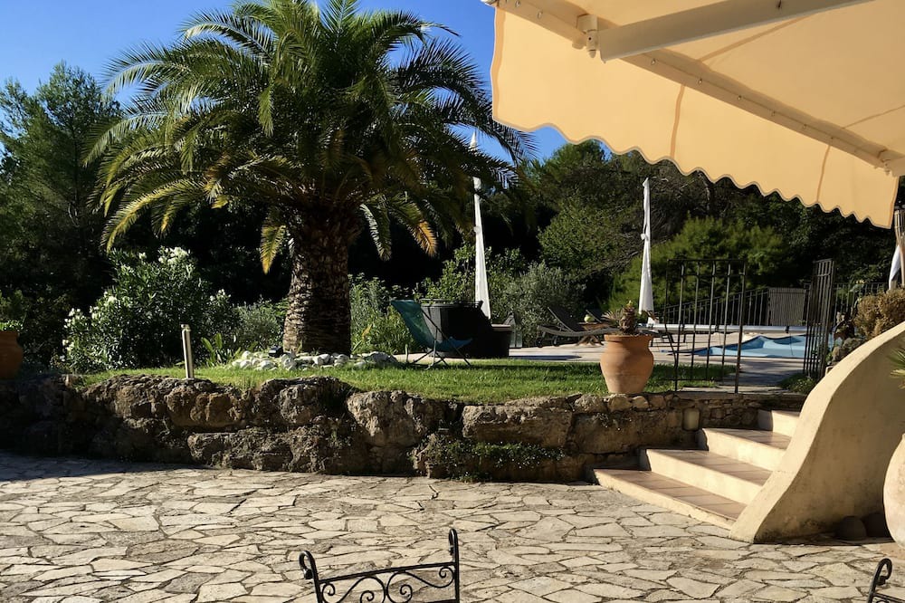 Photo of Patio Balcony in Le Rouret