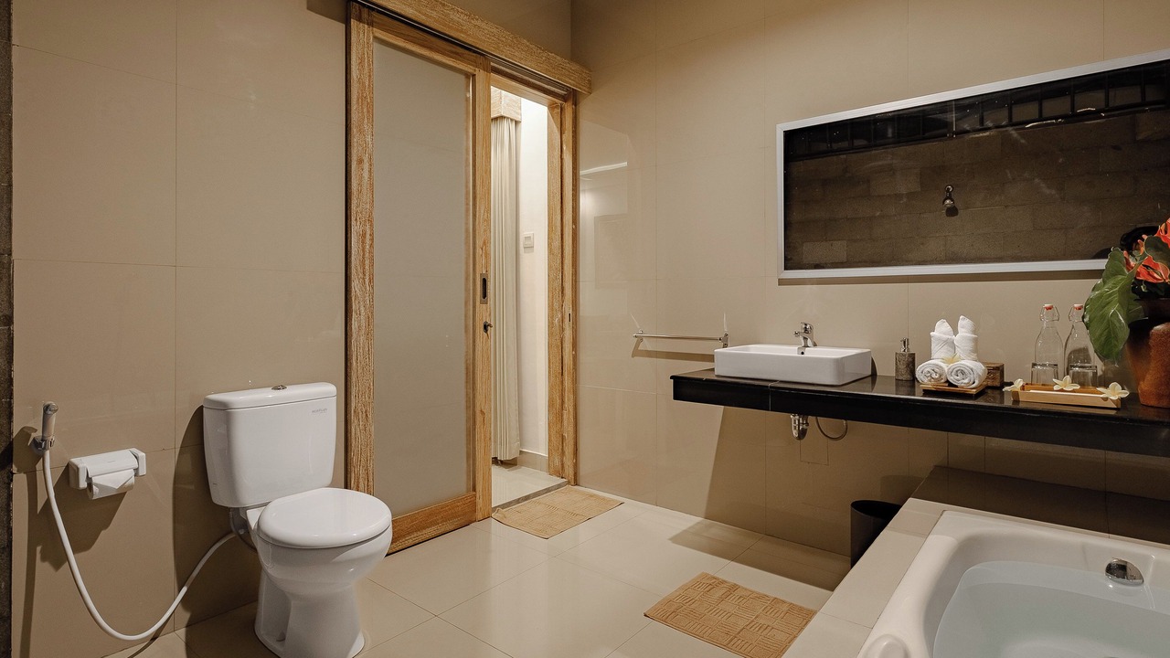Photo of Bathroom in Kedewatan