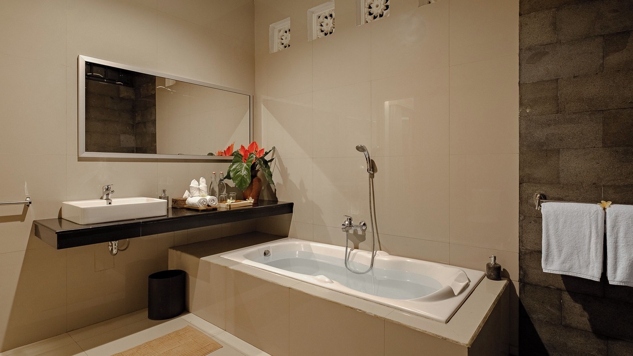 Photo of Bathroom in Kedewatan