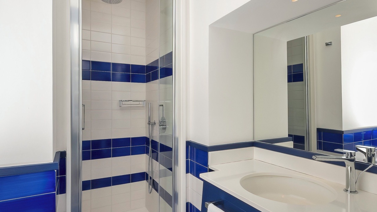 Photo of Bathroom in Sorrento City Centre