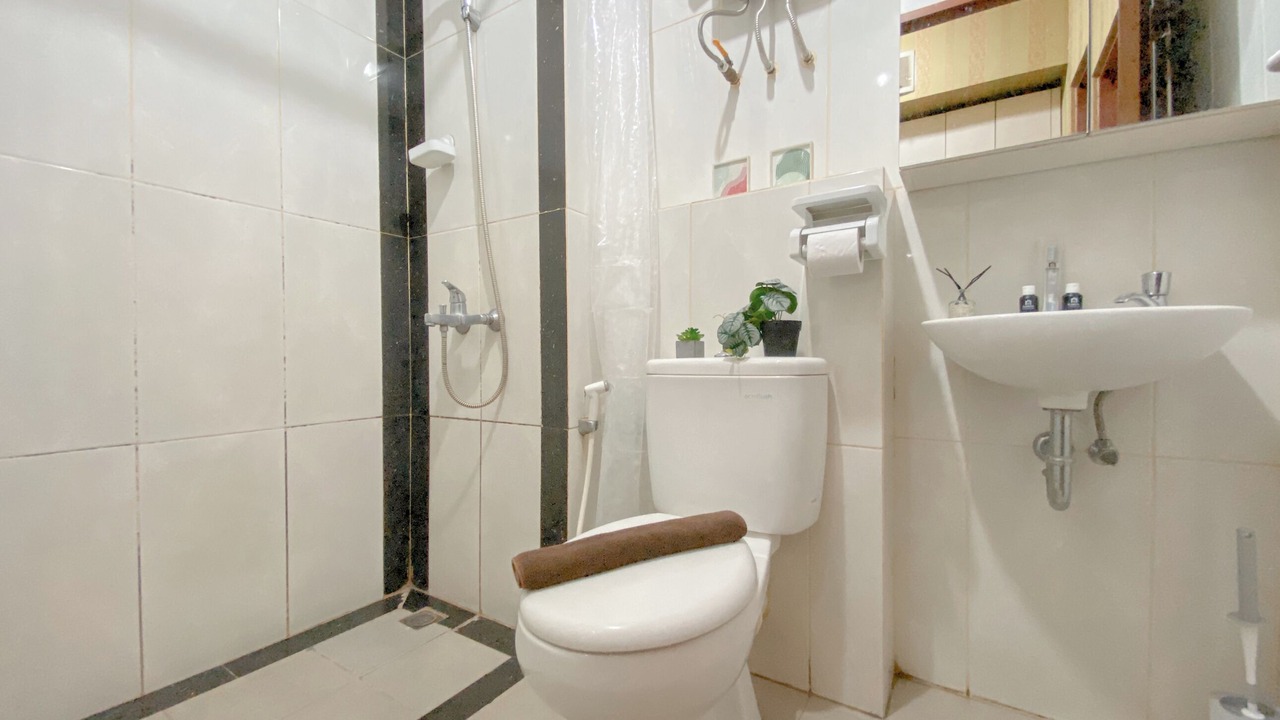 Photo of Bathroom in Bekasi Barat