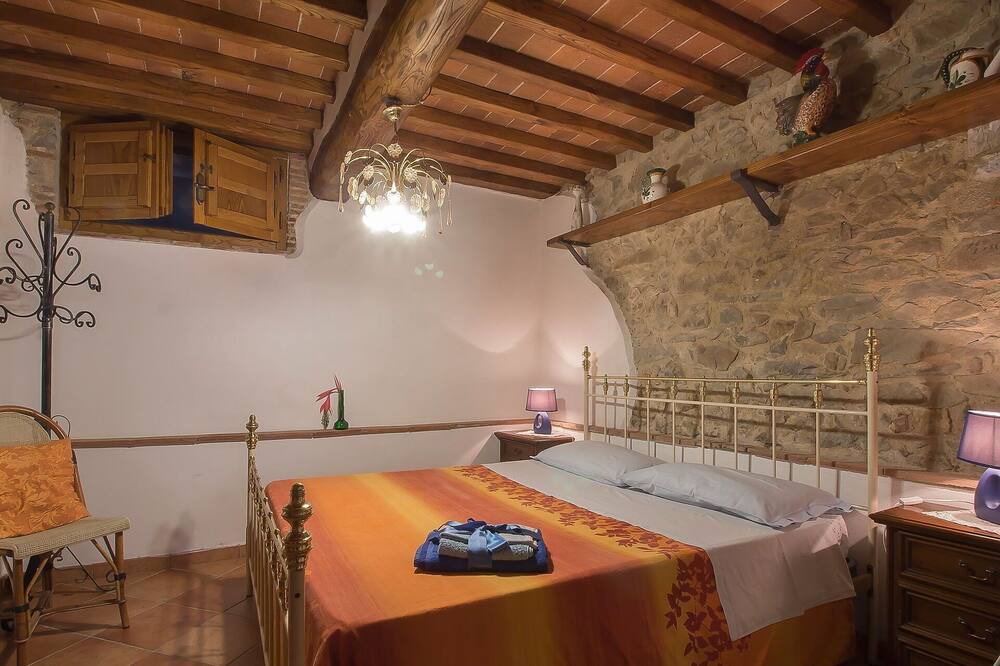 Photo of Bedroom in Massarosa