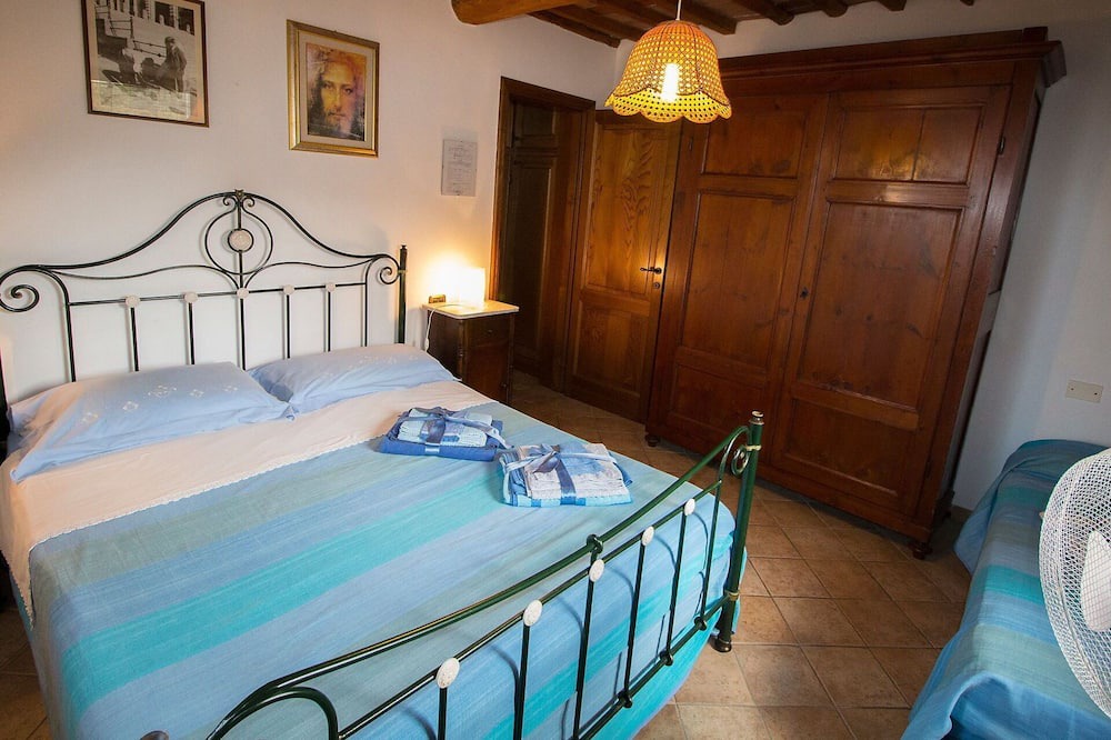 Photo of Bedroom in Massarosa