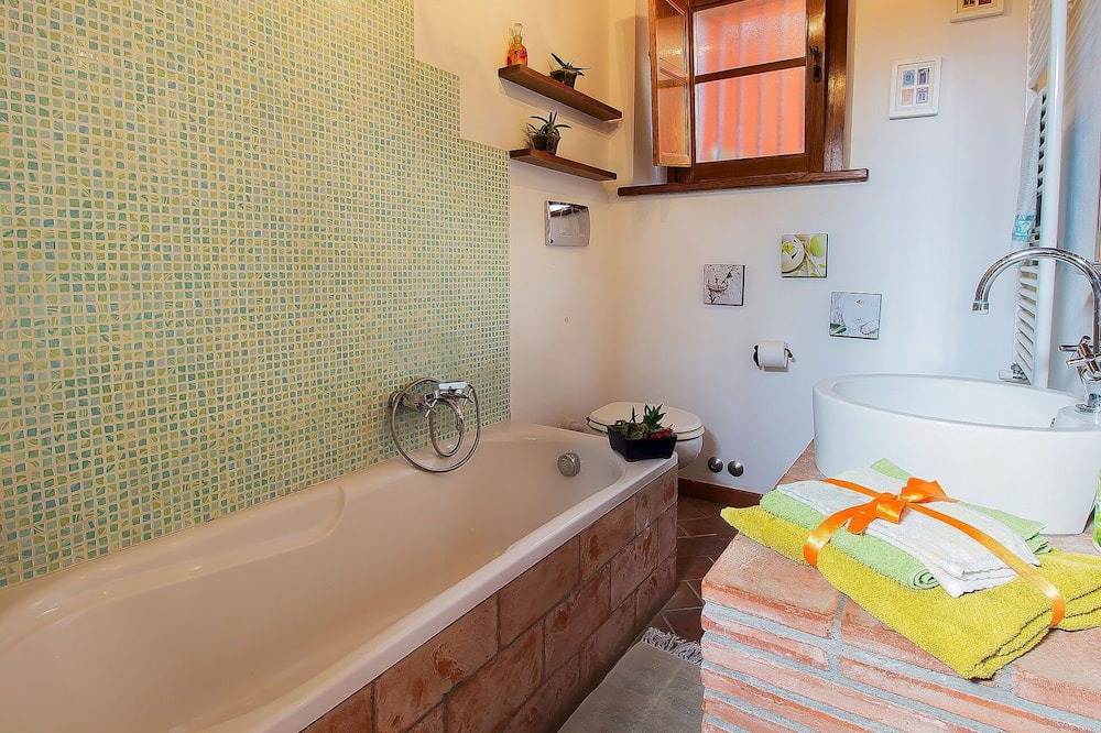 Photo of Bathroom in Massarosa