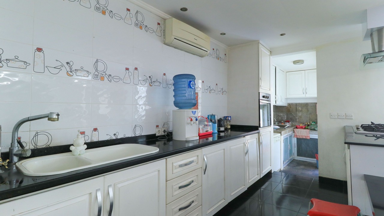 Photo of Kitchen in Pemogan