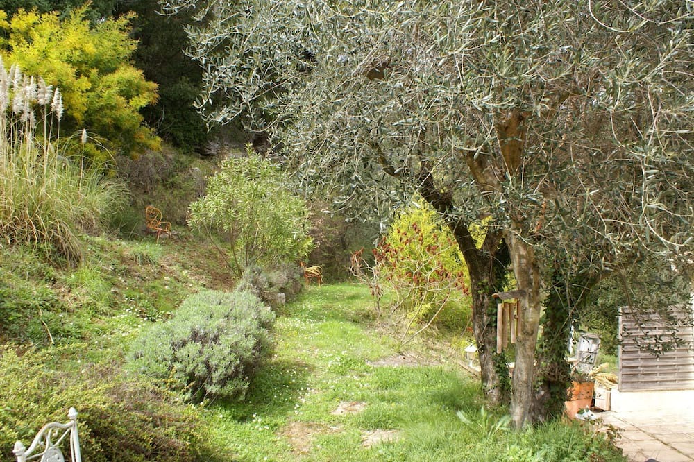 Photo of Outdoor in Saint-Blaise