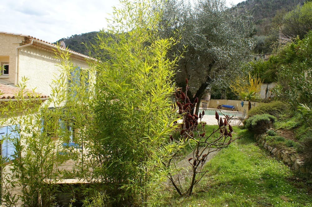 Photo of Outdoor in Saint-Blaise