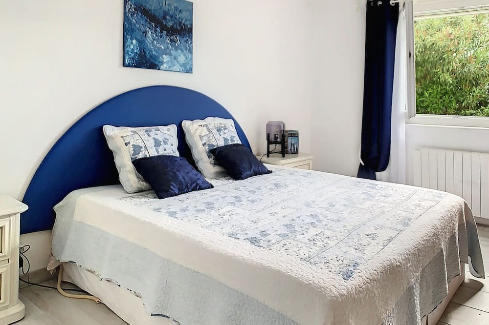 Photo of Bedroom in Le Bar-sur-Loup