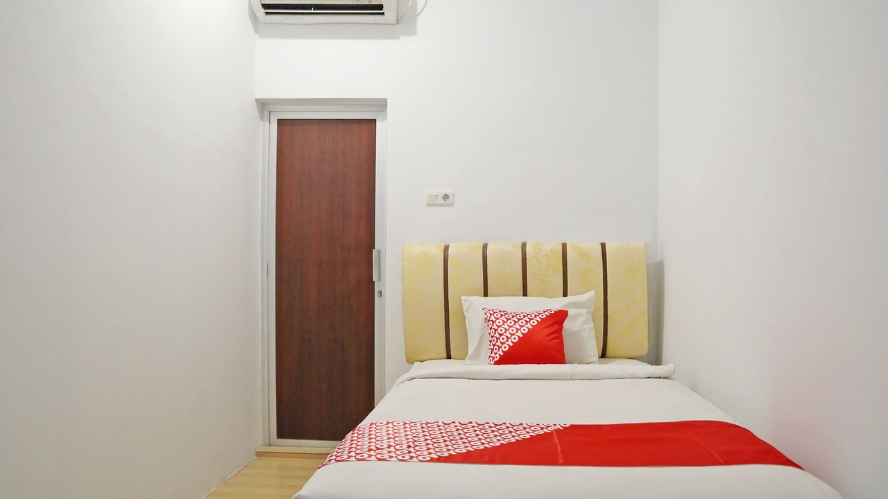 Photo of Bedroom in Padang