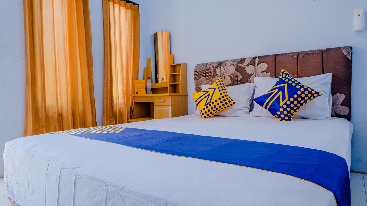 Photo of Bedroom in Asembagus