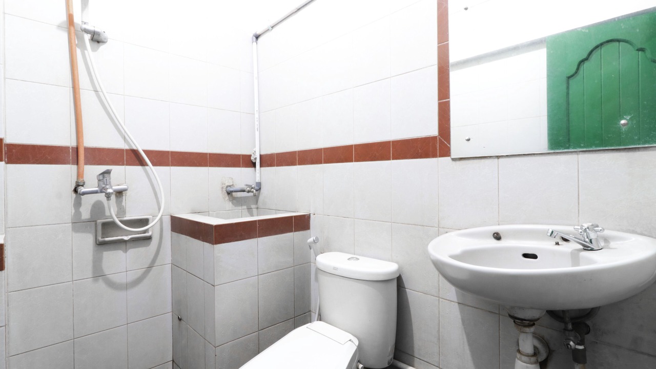 Photo of Bathroom in Palmerah