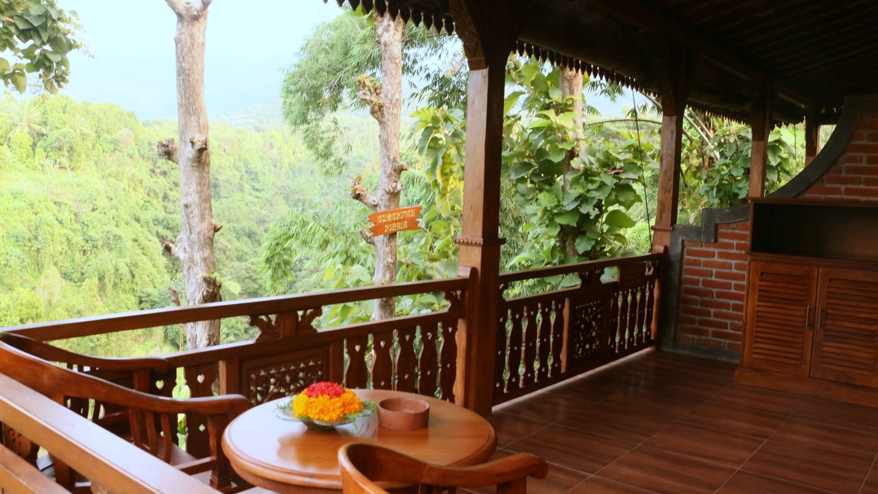 Photo of Patio Balcony in Sukasada